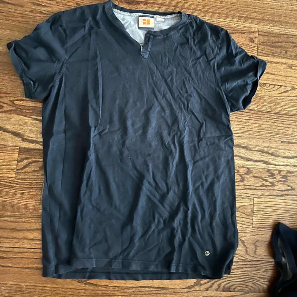 Hugo boss Tshirt, XXL, pre-loved.